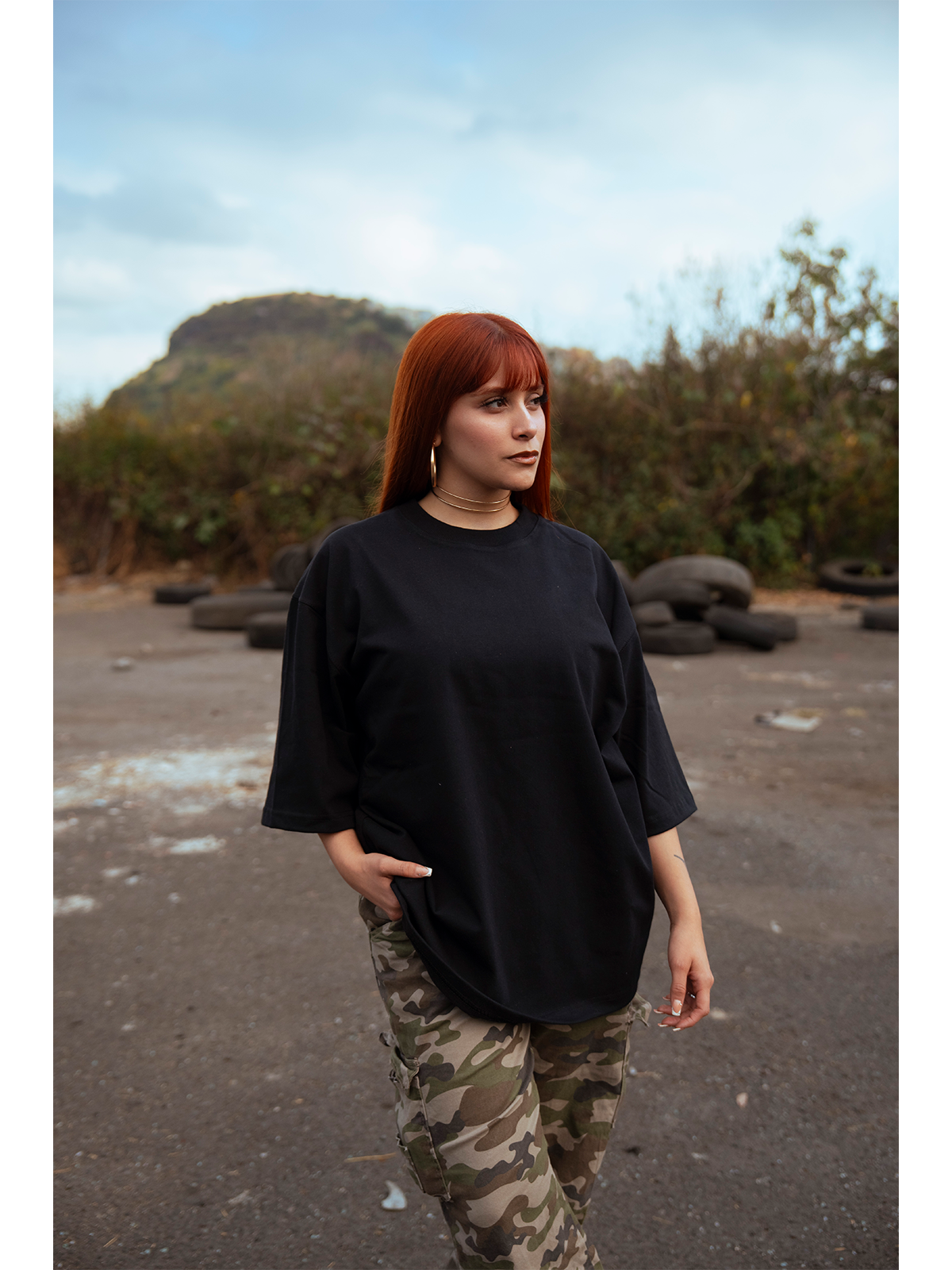 PLAYERA BASICA NEGRA