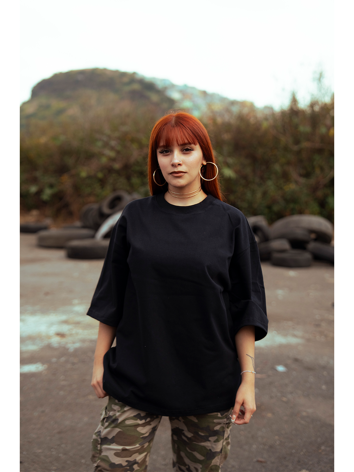 PLAYERA BASICA NEGRA